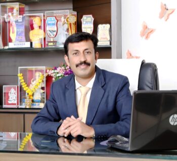 IMG_2316 copy Principal Mr. Mandar P. Pasarnikar Yashwant International English Academy, Kodoli .